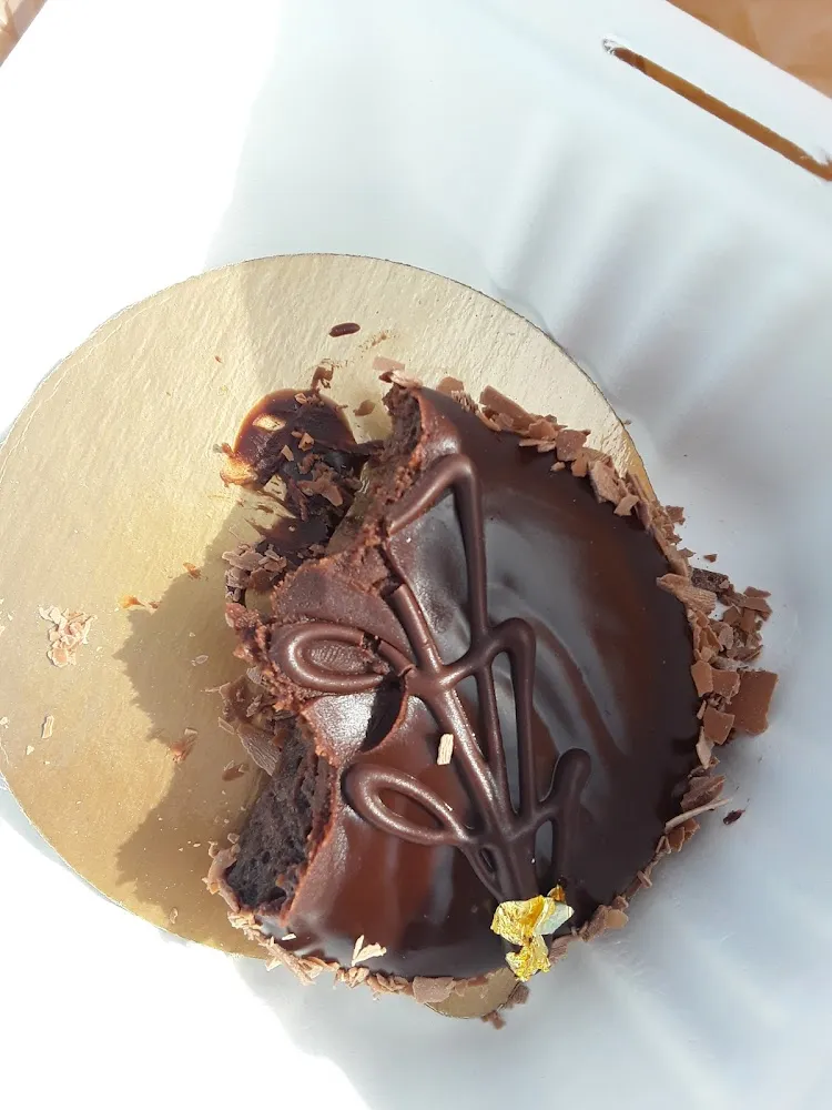 All Eat Cake